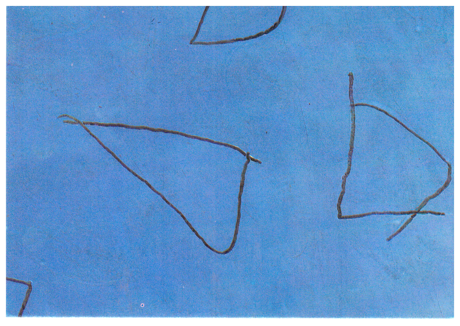 <p> </p><p>Abstraktes Bild mit blauem Hintergrund und dünnen, unregelmäßigen Linien, die lose geometrische Formen bilden.</p>