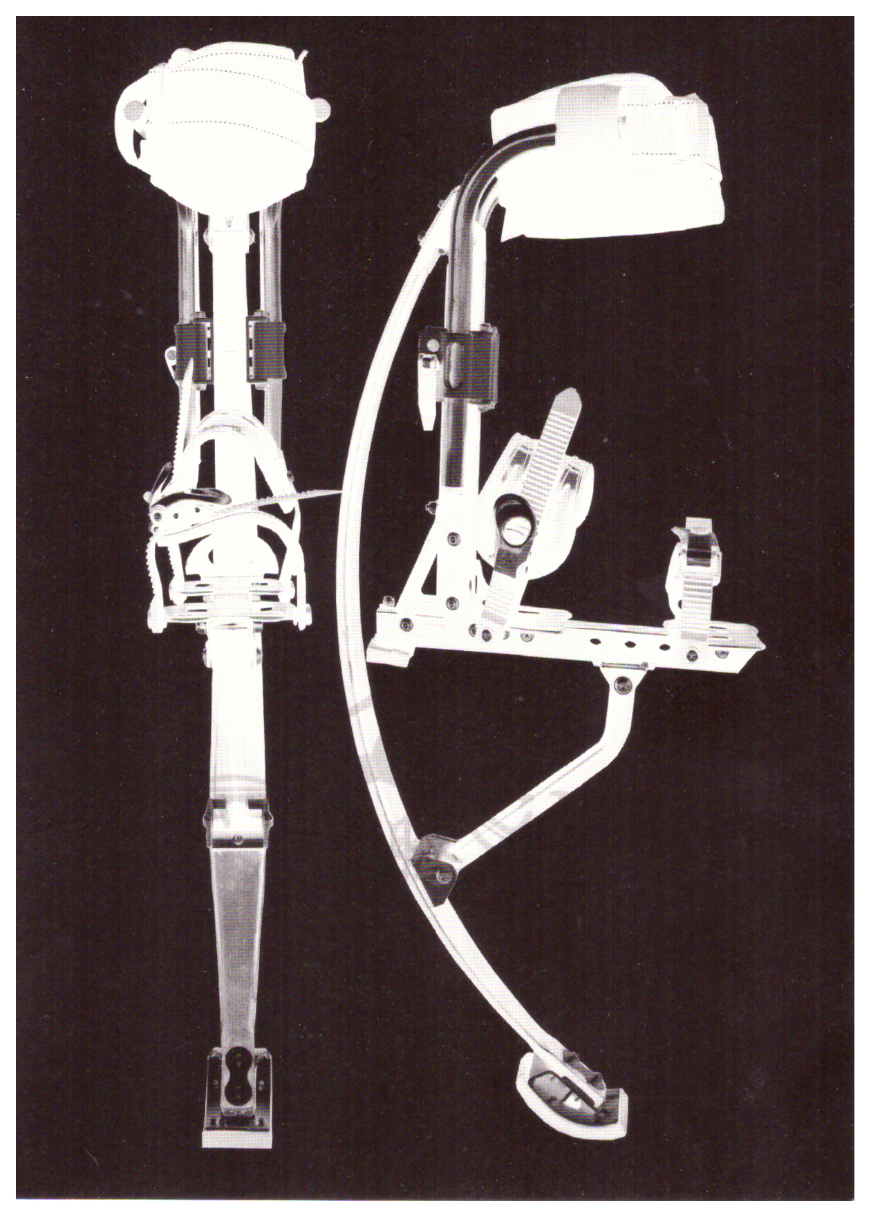 <p>Einladungskarte zur Ausstellung "Roseline Rannoch, Performance Bouncing Back No. 2 (Peruanische Erdzeichen 1974 München)", Kunstraum München e.V., 2010, Drucksache, 14.8 × 10.4 cm</p>