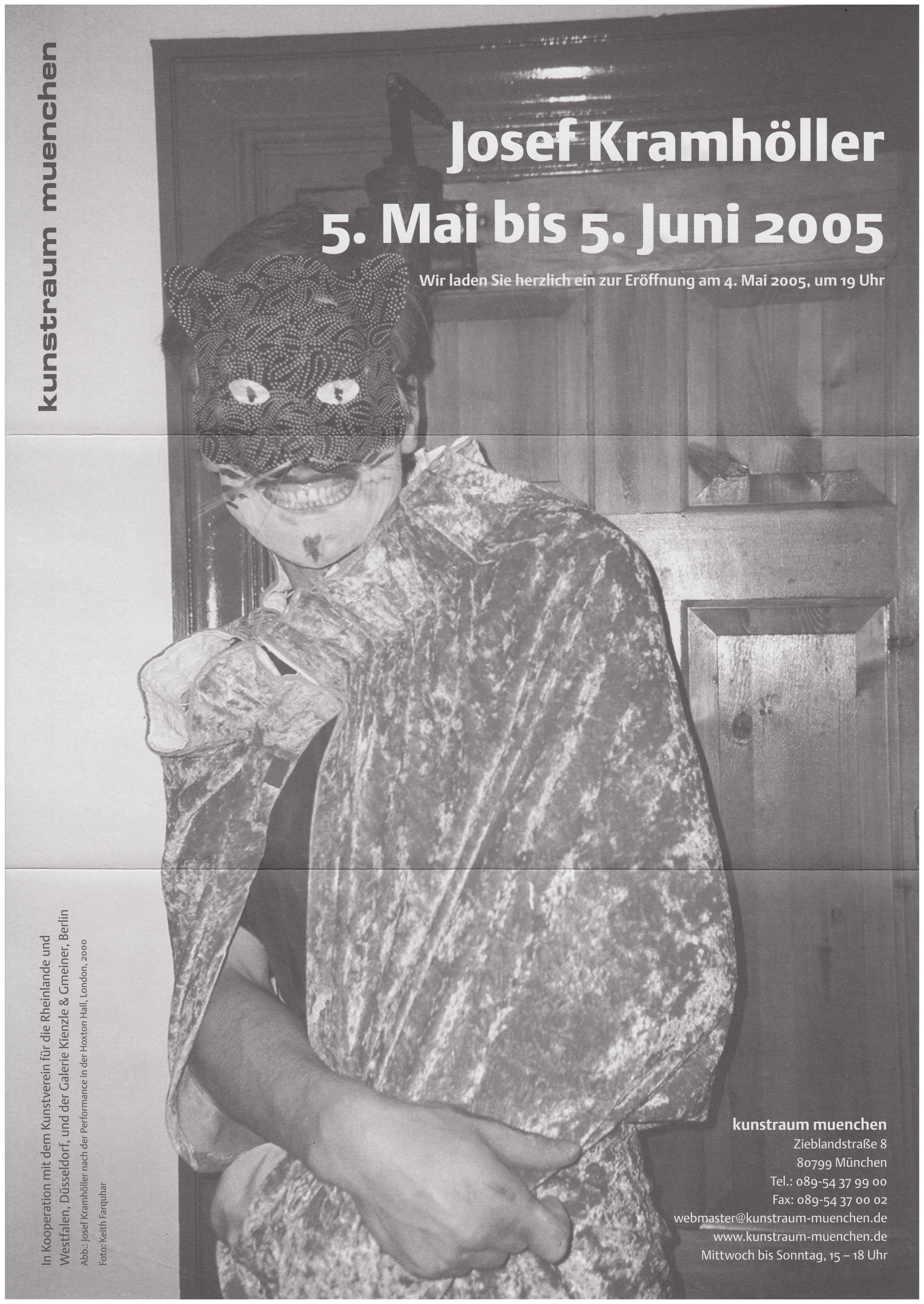 <p>Einladungskarte zur Ausstellung "Josef Kramhöller", Kunstraum München e.V., 2005, Drucksache, 29,7 x 21 cm</p>