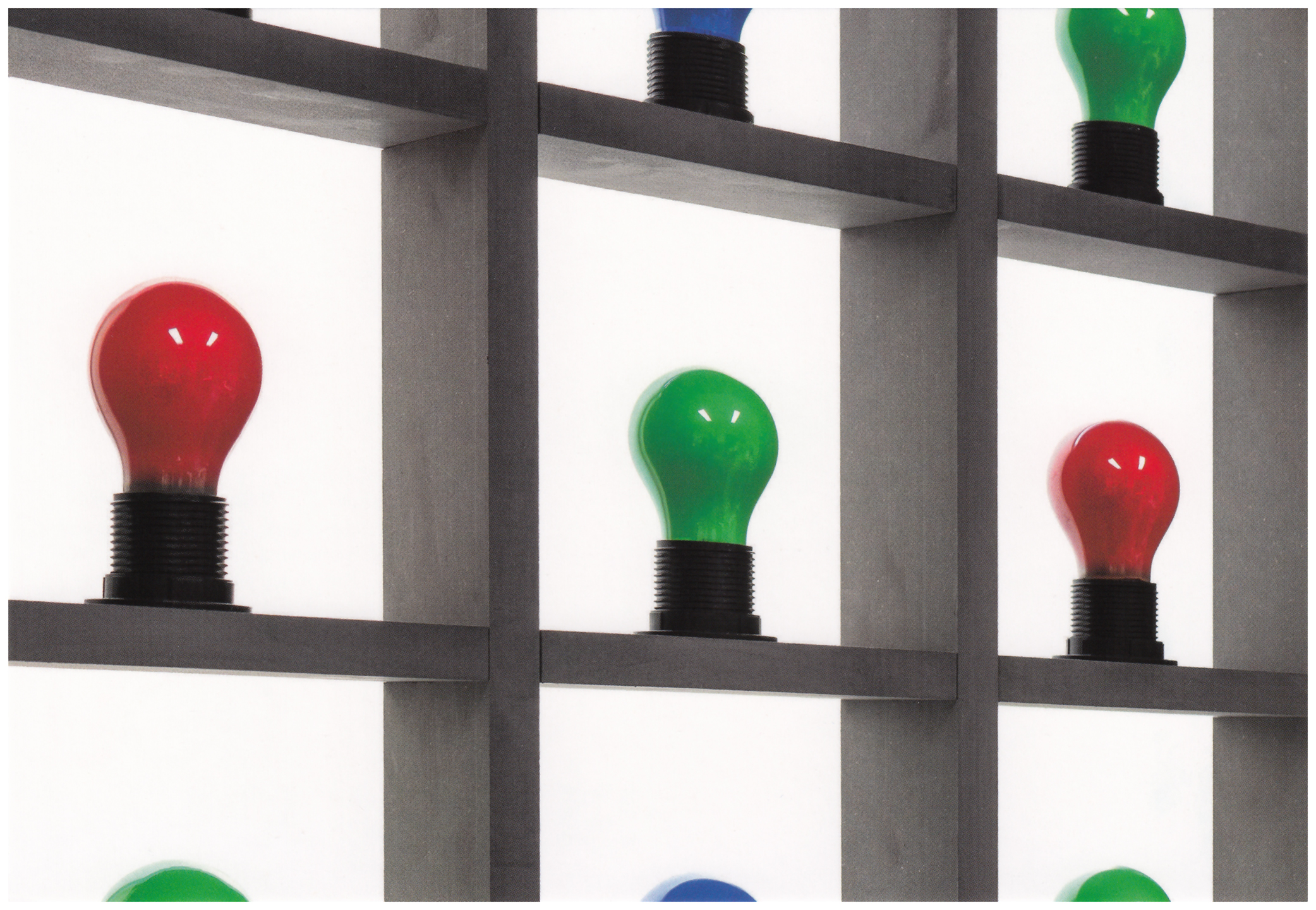 <p>Einladungskarte zur Ausstellung "Peter Hoiss. RGB", Kunstraum München e.V., 2022, Drucksache, 12 x 17.5 cm</p>