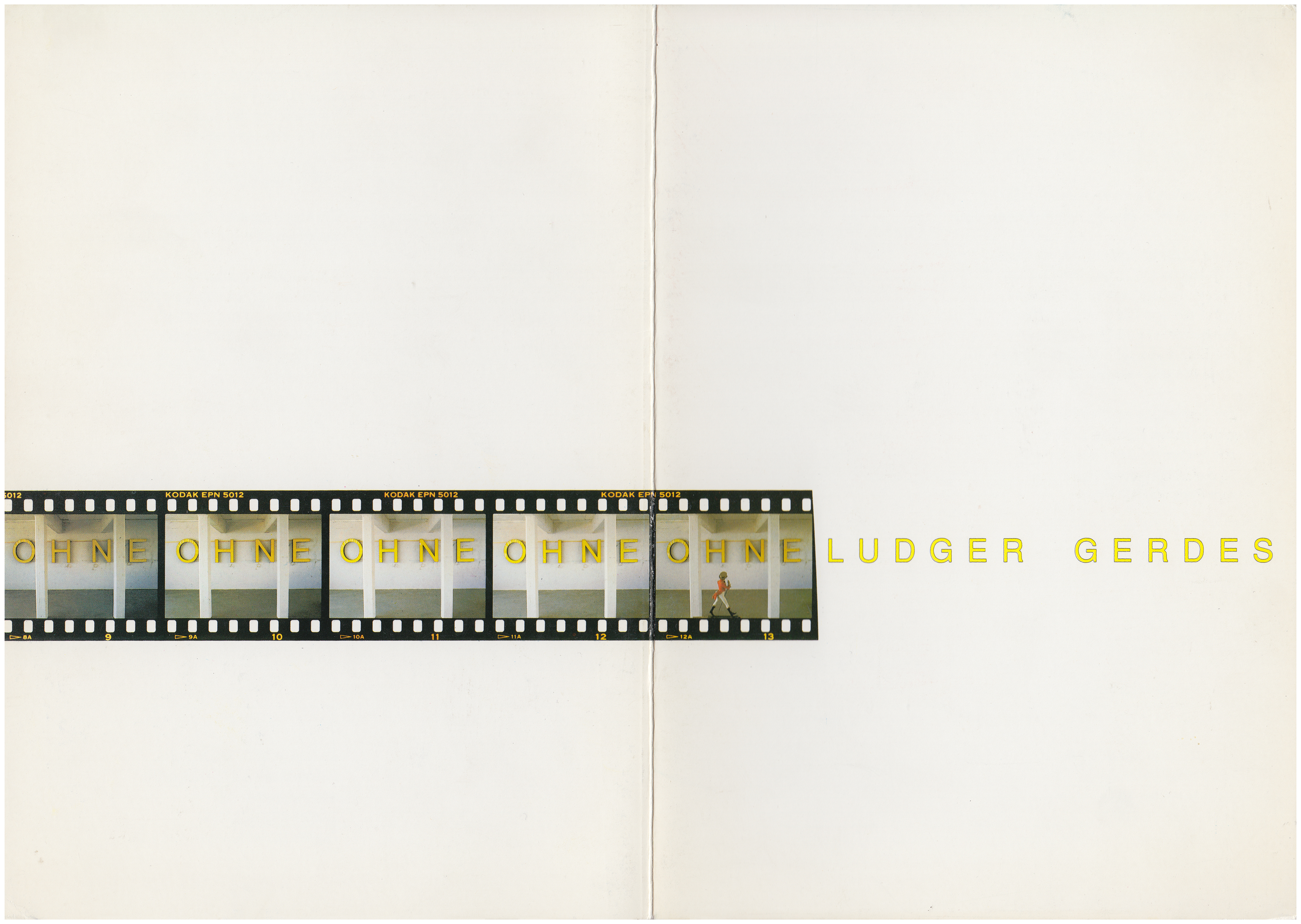 <p>Einladungskarte zur Ausstellung "Ludger Gerdes", Kunstraum München e.V., 1990, Drucksache, 21 x 29.7 cm</p>