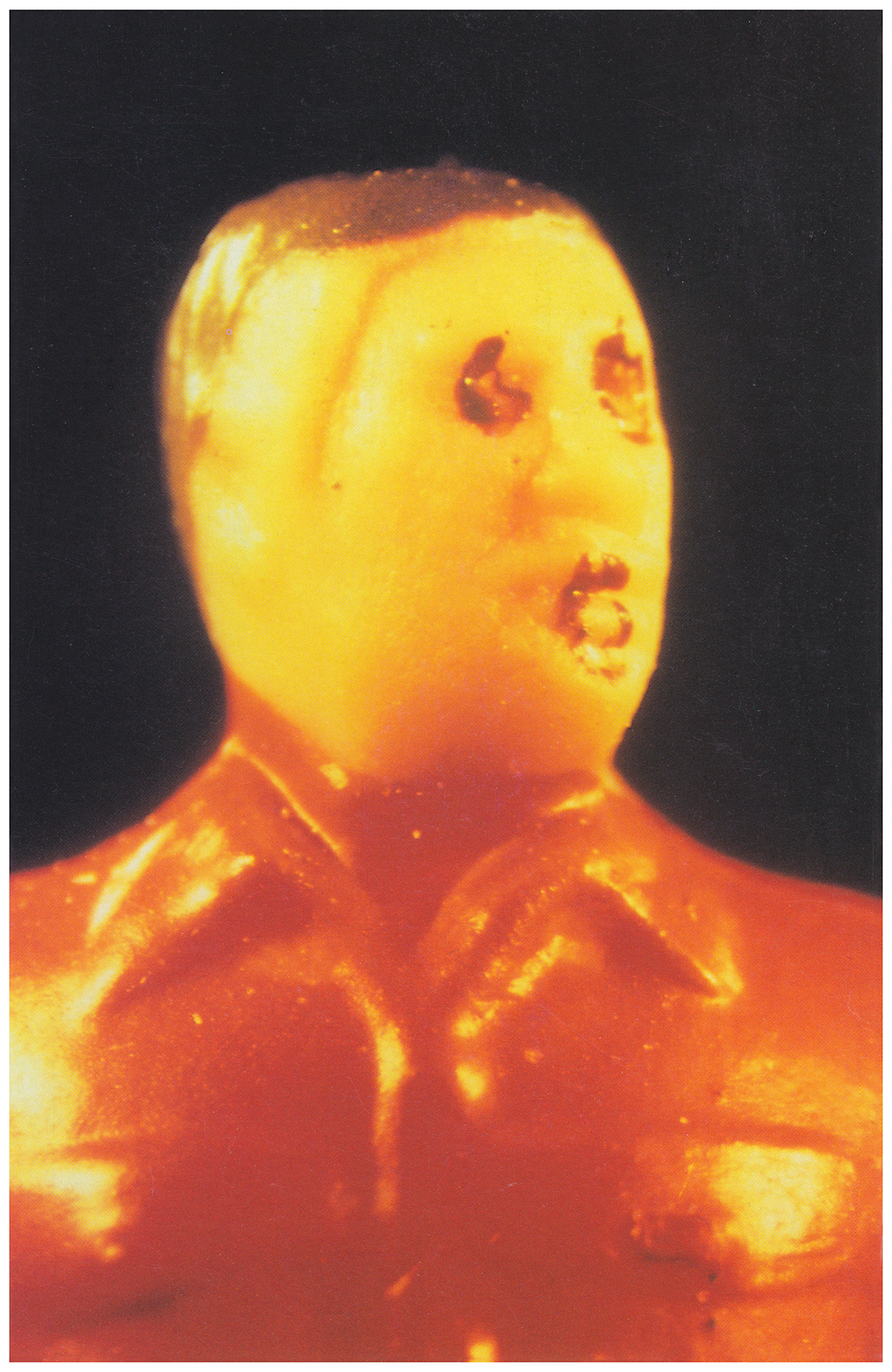 <p>Einladungskarte zur Ausstellung "Actual Photos. Allan McCullum, Laurie Simmons", Kunstraum München e.V., 1996, Drucksache, 15.4 x 10 cm</p>